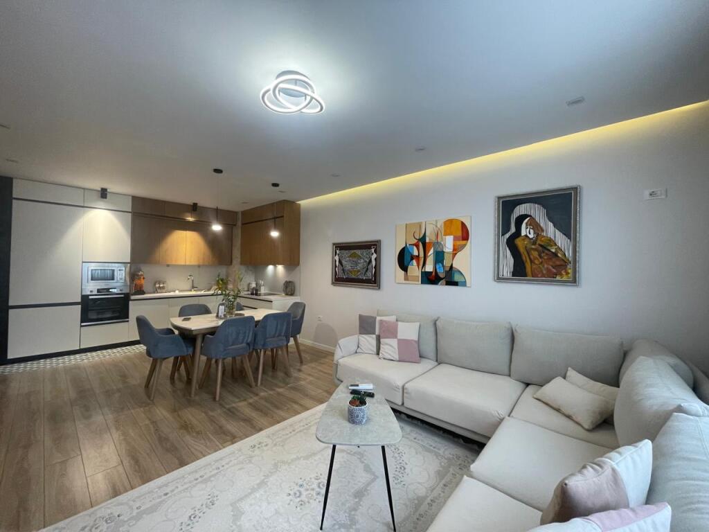 Apartment 2+1+2
