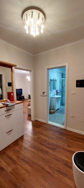 APARTAMENT ME QERA 2+1 SELITE 700 EURO