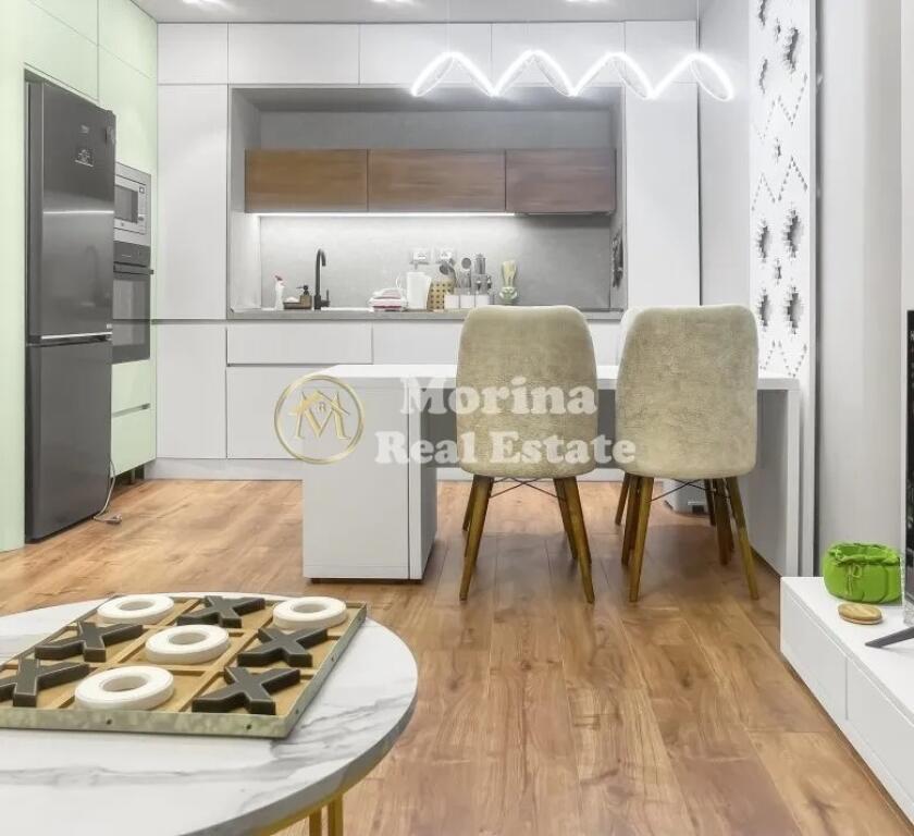 Qera, Apartament 1+1, Rr. Perlat Rexhepi, 1100 euro/muaj