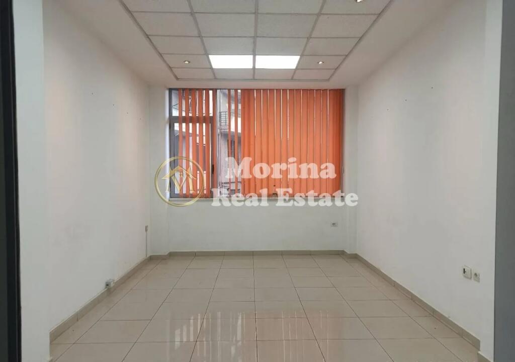 Qera, Ambient Biznesi, Rruga Dibres, 300 euro/muaj