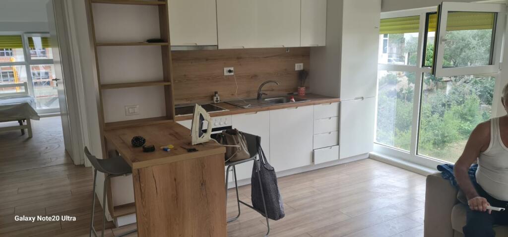 Apartment 2+1 me qera