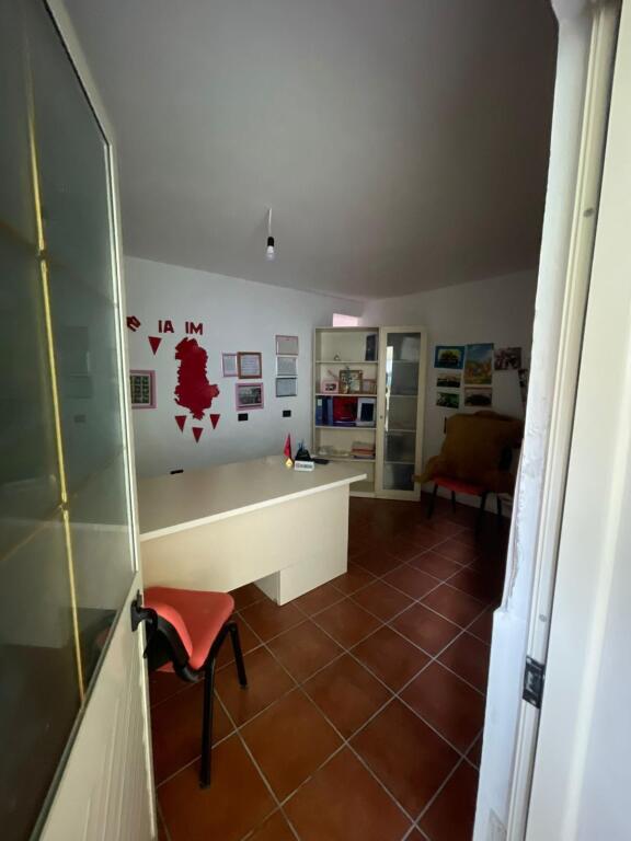 CASA PRIVATA IN AFFITTO NELLA ZONA DI BRRYLIT