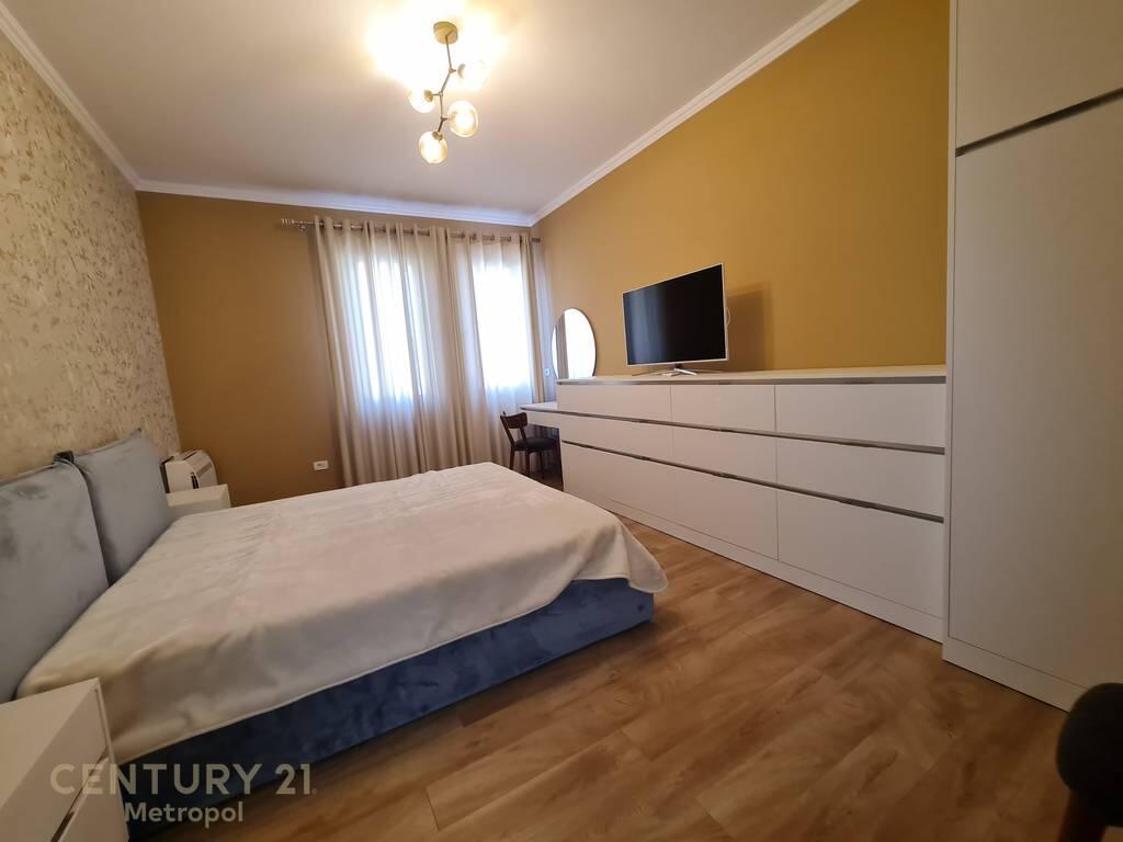AFFITTO APPARTAMENTO 2+1+2 CON POSTO AUTO, DI FRONTE ALL'OSPEDALE AMERICANO 3-LETTI!