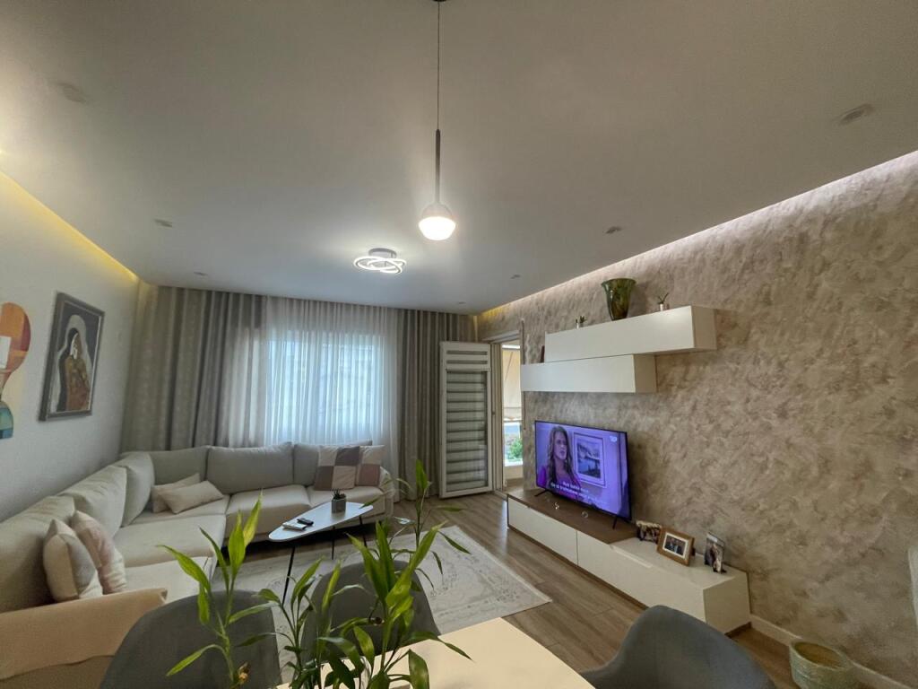 Apartment 2+1+2