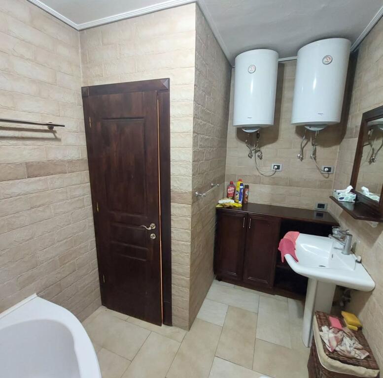 APPARTAMENTO 3+1 IN AFFITTO, ISH - BLLOKU