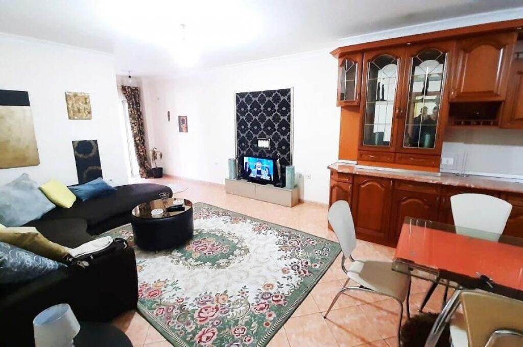 Apartment for rent 2+1+2WC Zogu i Zi