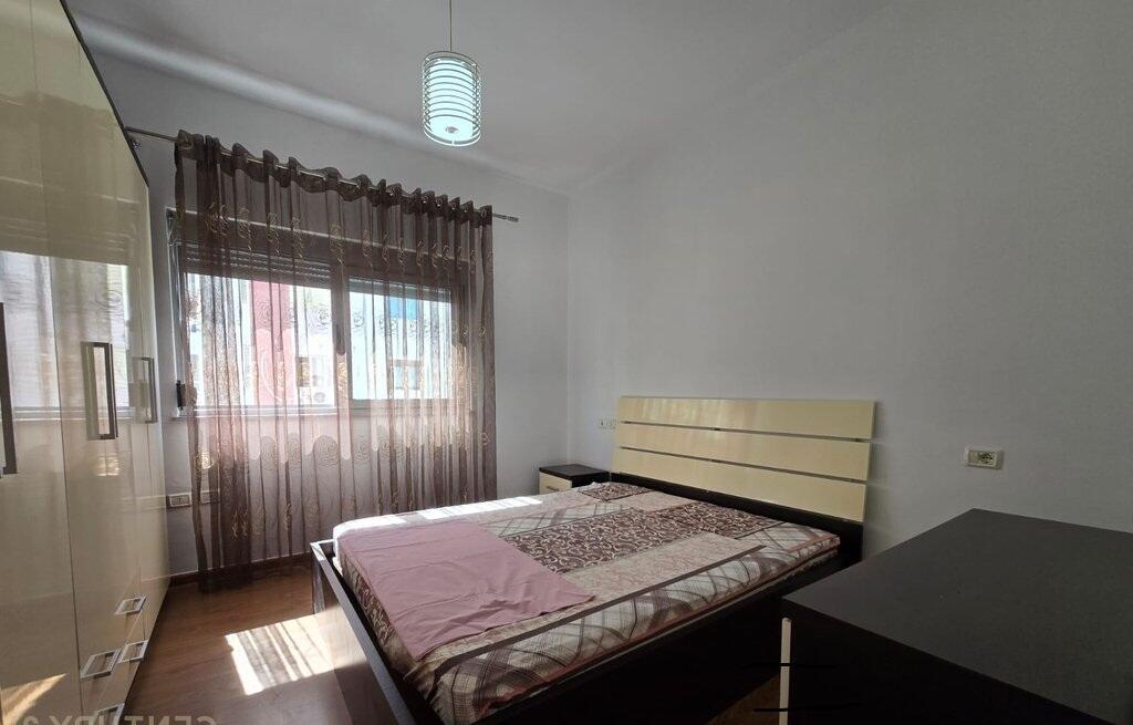 Jepet me qira apartament 2+1 në kompleksin Ilad - Astir