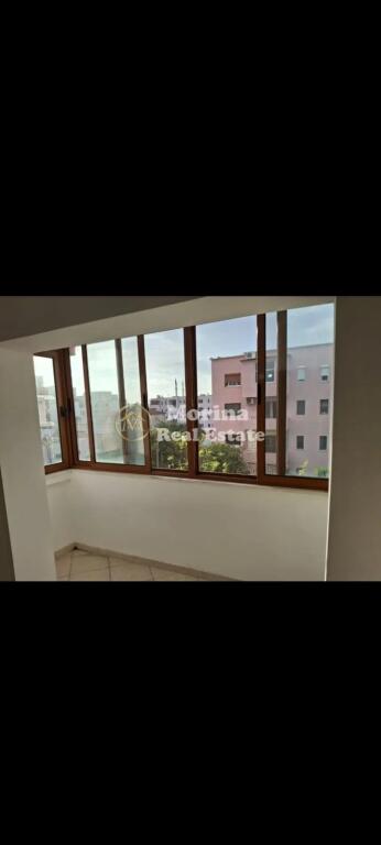 Shitje, Apartament 1+ 1, Ne Kamez, Cmimi 60.000 Euro