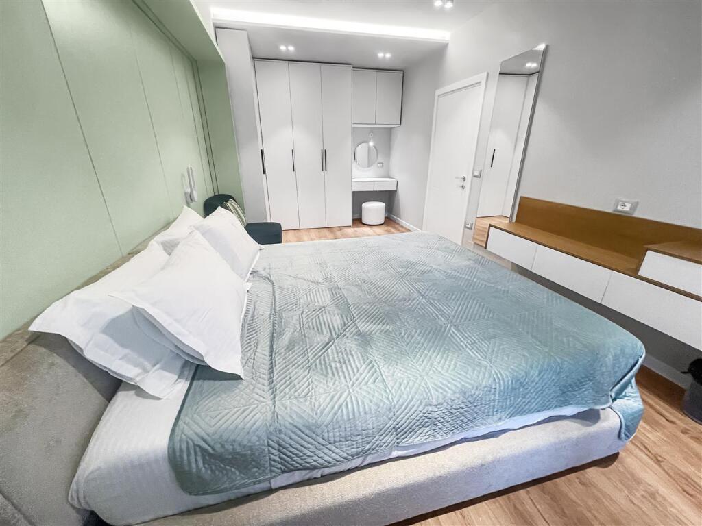 JEPET ME QIRA 1+1 BLLOKU 1100 EURO