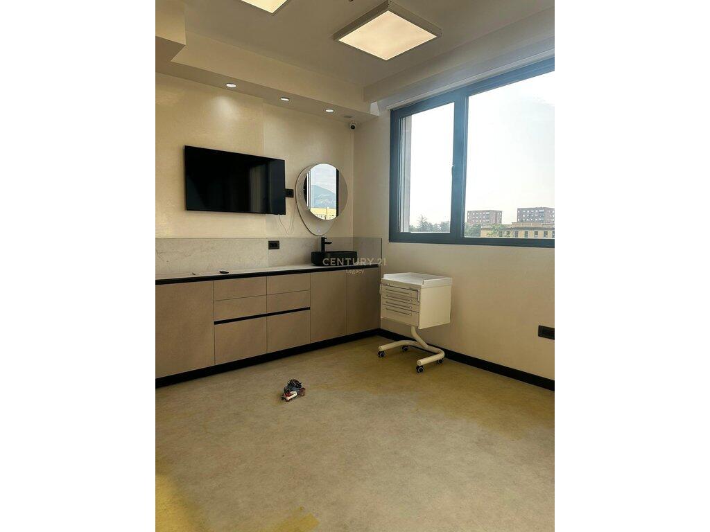 ?‼️Clinica Dentale in Vendita, Investita nel complesso ASL, Oxhaku‼️?295.000 €
