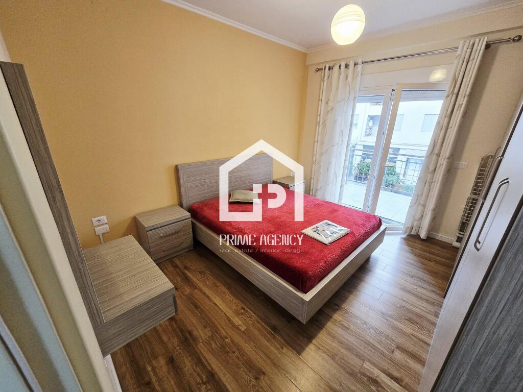SHITET: Apartament 1 + 1/Zona : Pogradec_