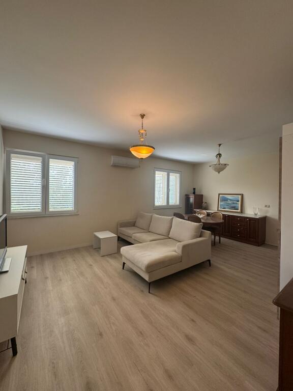 APARTMENT 1+1 FOR RENT - WILLSON SQUARE