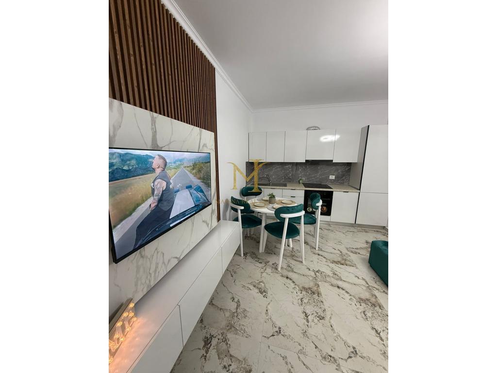 Apartment 1+1+ Storage + Parking for sale at Shkembi Kavajes !!