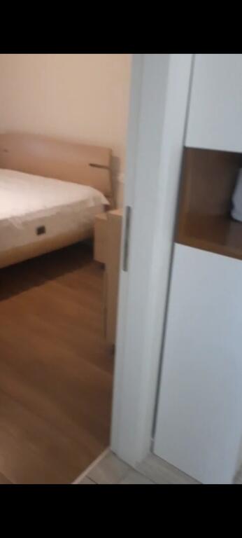 Jepet Apartament me qera