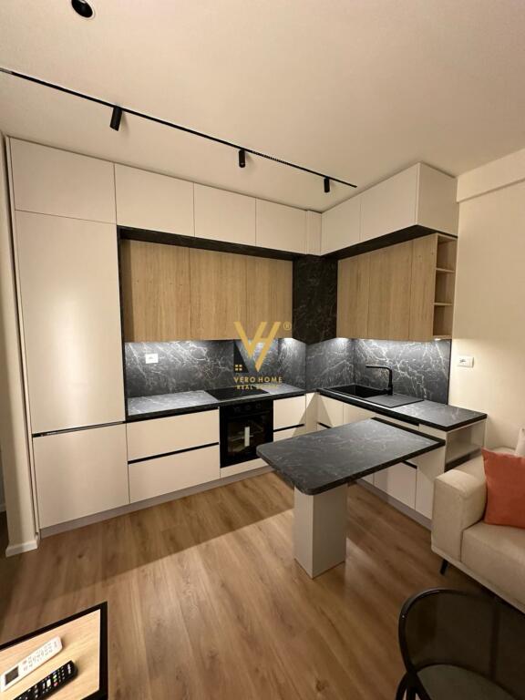 JEPET APARTAMENT 1+1 ME QIRA MANGALEMI, ALI DEMI 500 EURO
