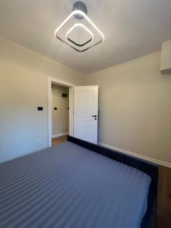 21 December house for sale