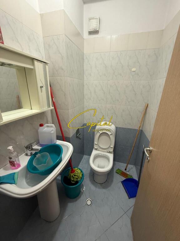 APARTAMENT ME QERA 2+1 TREGU ELEKTRIK 45.000 LEKE