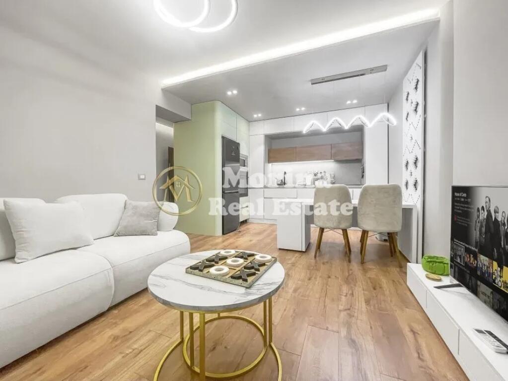 Qera, Apartament 1+1, Rr. Perlat Rexhepi, 1100 euro/muaj