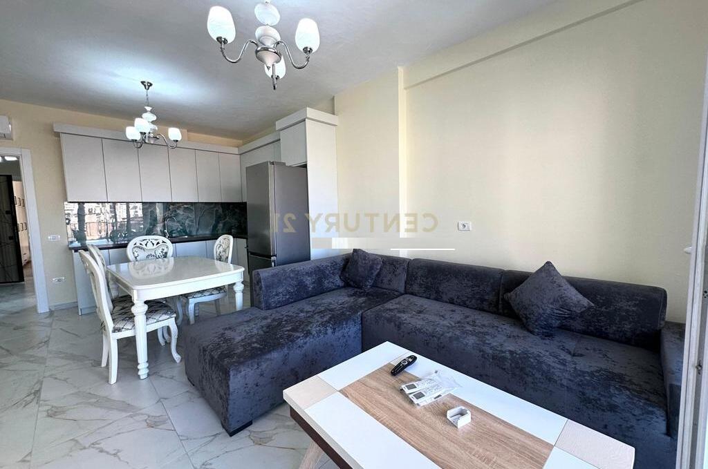 Apartament 1+1me qera, Pazari i Ri