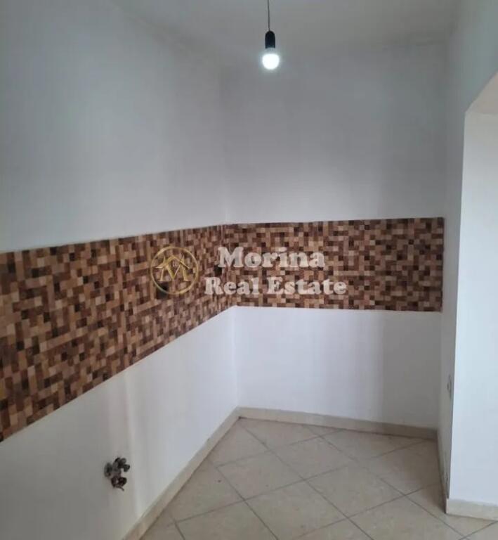 Shitje, Apartament 1+ 1, Ne Kamez, Cmimi 60.000 Euro