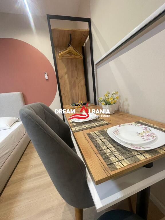 Jepen me Qera 2 Garsoniere ne Qender (Rruga Fortuzi) per Air b&amp;b (ID 4201092)