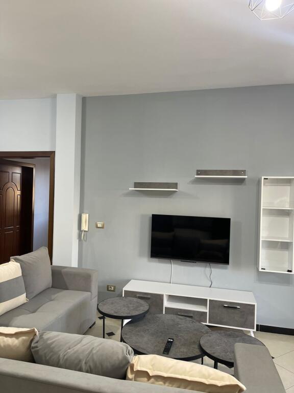 📢Jepet me qera  Apartament 2+1 Sauk   