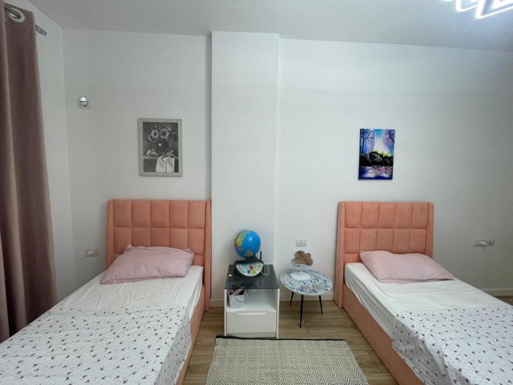 Apartment 2+1+2