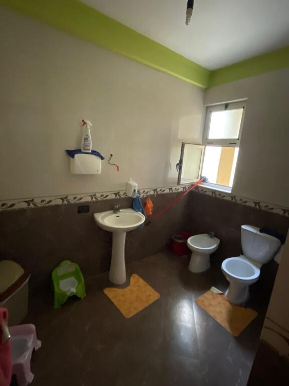 CASA PRIVATA IN AFFITTO NELLA ZONA DI BRRYLIT