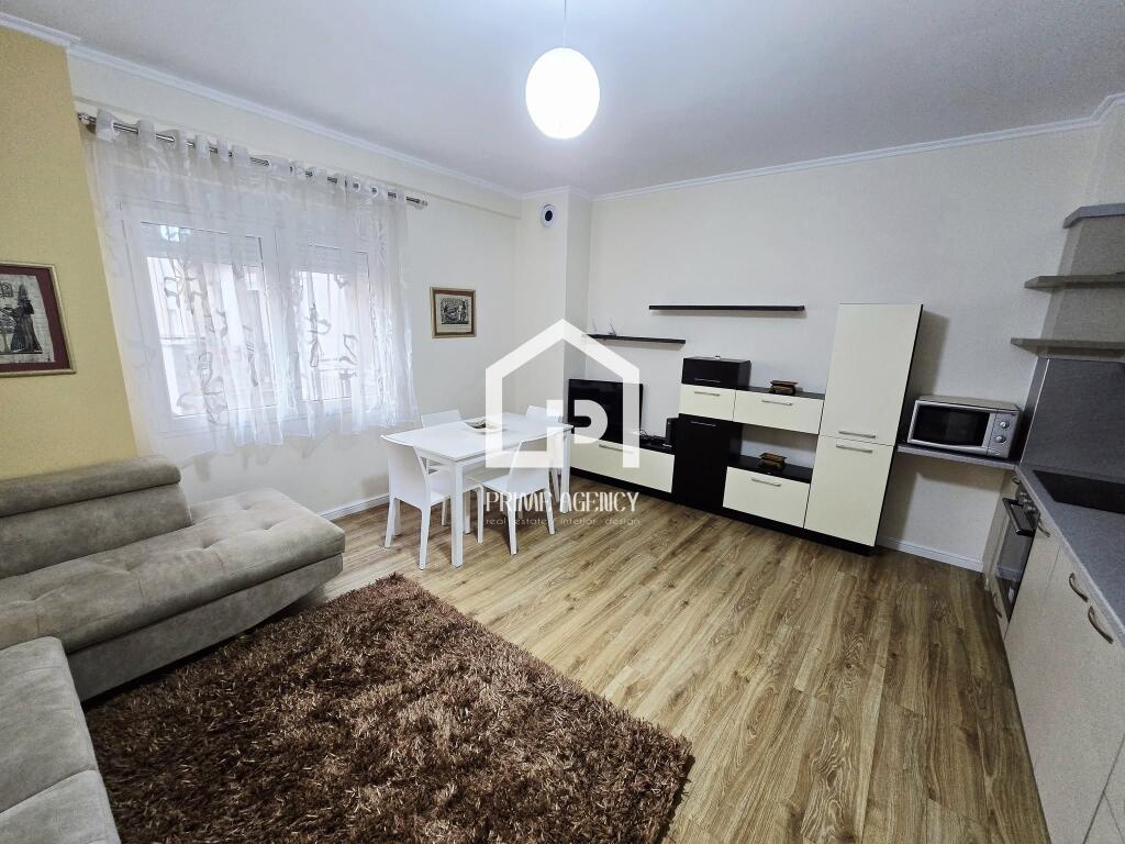 SHITET: Apartament 1 + 1/Zona : Pogradec_