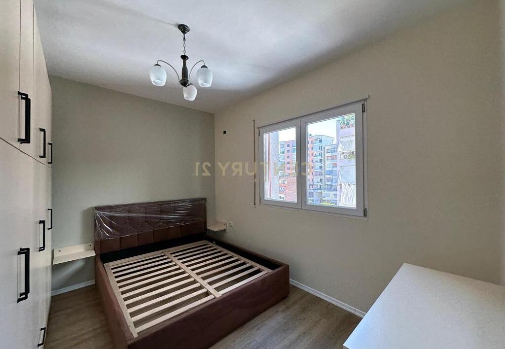 Apartament 1+1me qera, Pazari i Ri