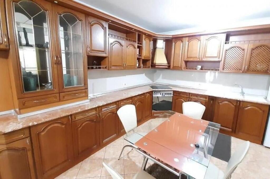 Apartment for rent 2+1+2WC Zogu i Zi