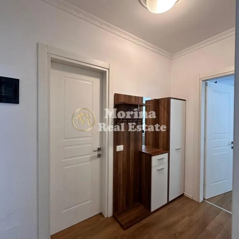 Affitto, Appartamento 1+1+balcone, Incrocio tra Via Bardhyl e Via Hoxha Tahsin - Bar Oslo, 550 Euro.