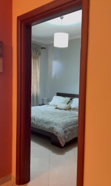 Jepet apartament 1+1 me qera tek liqeni thate me super pamje bga liqeni thate