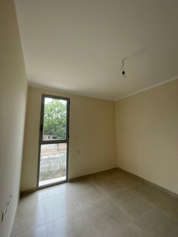 QERA, APARTAMENT 2+1, RRUGA 5 MAJI, TIRANË, ID: 530581007-58