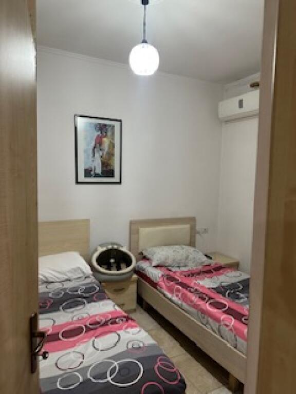 1+1 for rent in Yzberisht for 380