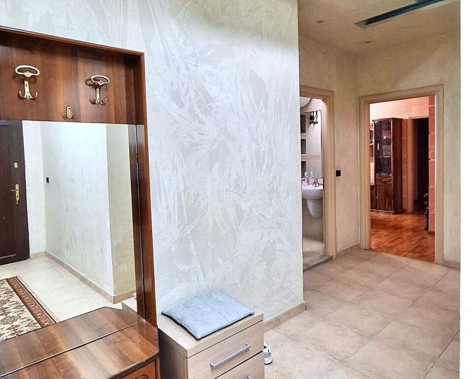 ✨Affittasi: Appartamento 2+1+2wc &amp; 1 Grande Balcone || 📍Via Bardhyl, Scuola Andon Zako Cajupi || 550€/ Mese ✨