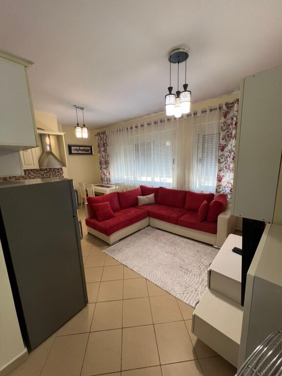 APARTAMENT ME QERA 2+1+Verande