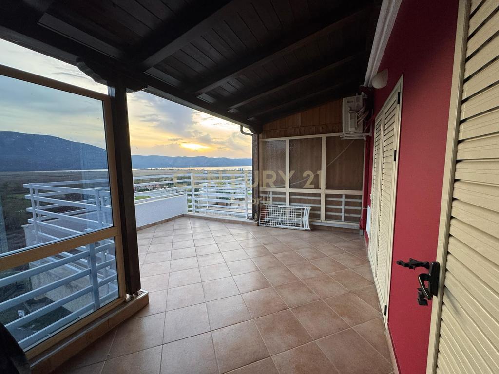 Vendesi appartamento 1+1+2 posti auto a Orikum 130.000 €