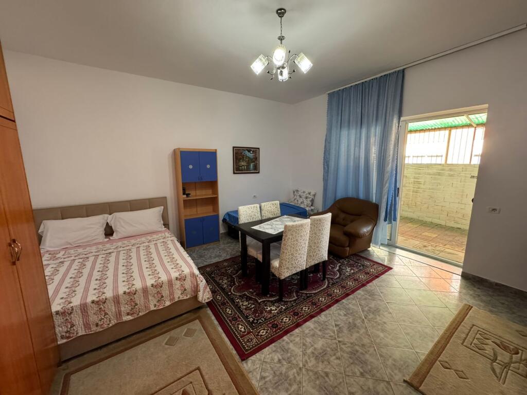 Monolocale in vendita, QSUT vicino a SHISH