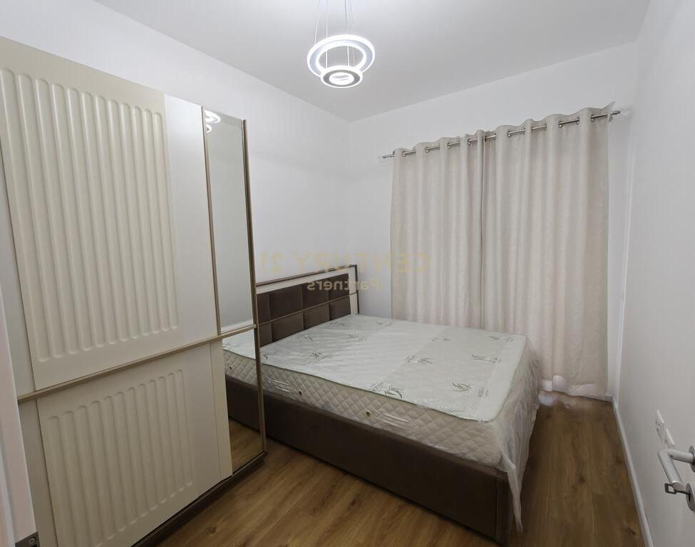 JAPIM ME QIRA APARTAMENT 1+1 + POST PARKIMI TEK REZIDENCA OXA