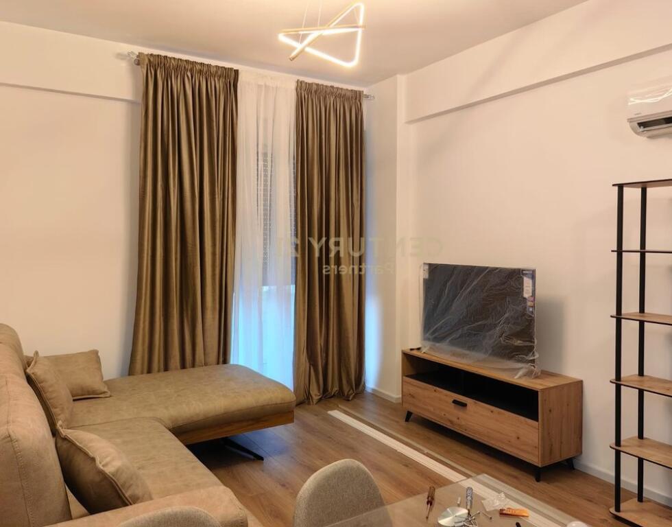 JAPIM ME QIRA APARTAMENT 1+1 + POST PARKIMI TEK REZIDENCA OXA