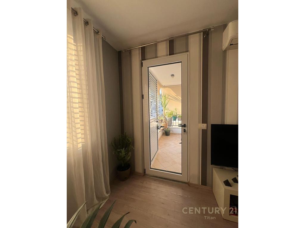 Apartament 2+1 me qira tek Selvia!