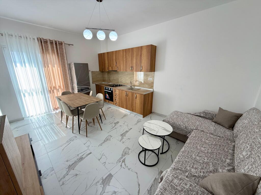 KAT VILE, APARTAMENT 2+1 PER QIRA