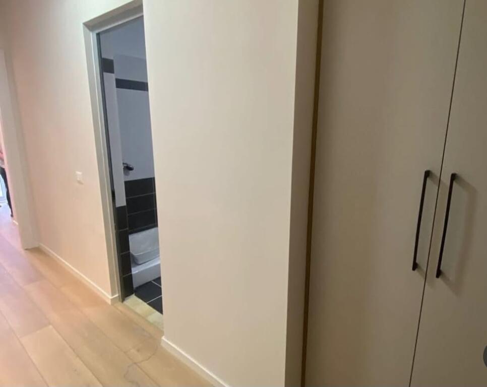 Te 2 Palmat, Astir Shitet apartament 2+1+2 tualete+2 Ballkone