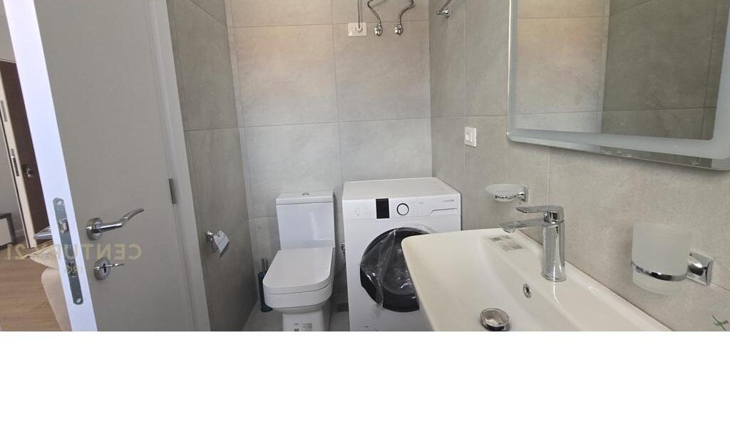 Shitet Apartament 1+1 pranë Zojës së Këshillit të Mirë
