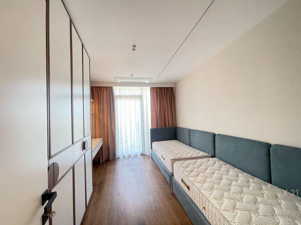 JAPIM ME QIRA APARTAMENT LUKSOZ+POST PARKIMI TEK REZIDENCA LAKE VIEW!