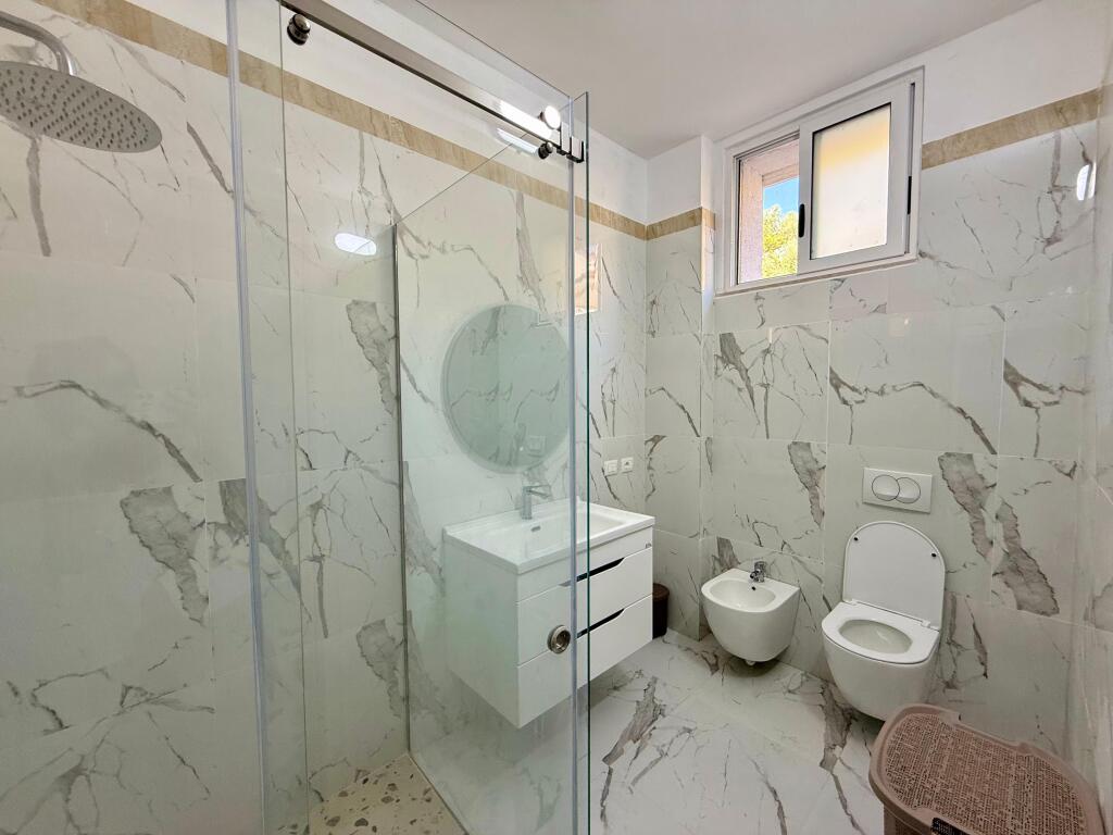 Apartament 2+1 për Qira kat vile ne Mullet