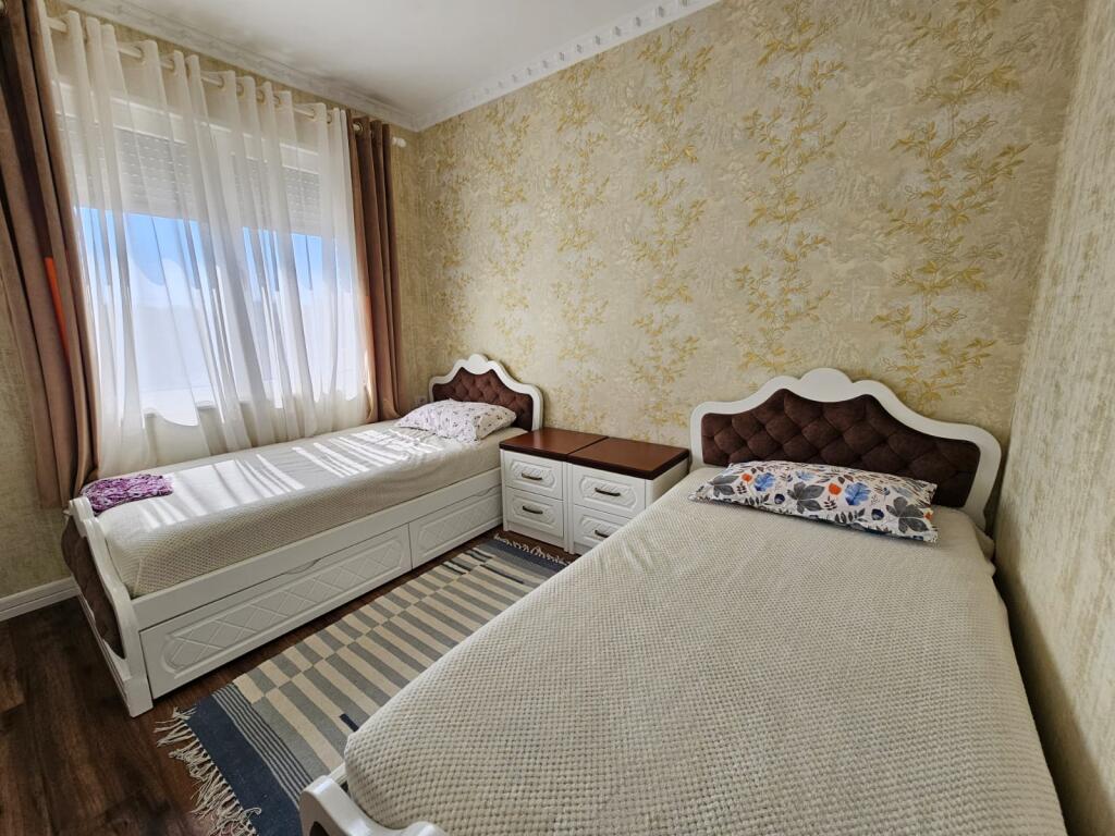 📢 Jepet me Qira Apartament Premium 2+1+2 tek Kompleksi Simakom, Unaza e Re