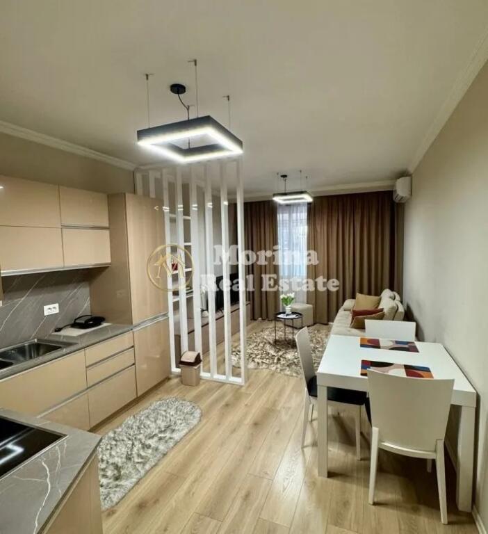 Qera Apartament 1+1 Bllok ,900 euro/muaj.