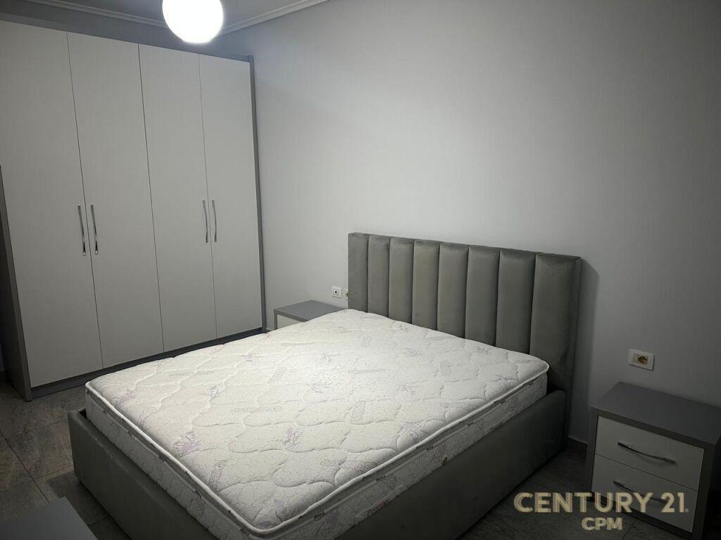 Jepet me Qira Apartament 2+1 – Kompleksi Dinamo, Komuna e Parisit